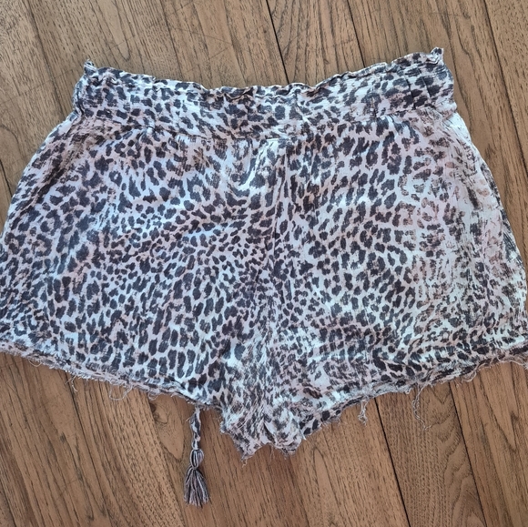 REWASH Leopard Print Women's Shorts BOHO SIZE LARGE SKU 204 - Picture 4 of 5